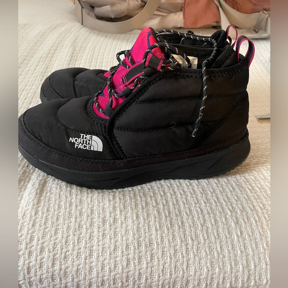 The North Face Thermoball booties. Brand new without tags. Size 7 women